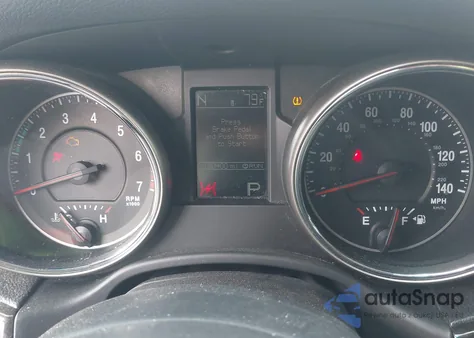 2013 Jeep Grand Cherokee Laredo z USA, uszkodzony, nr VIN 1C4RJFAG7DC536466